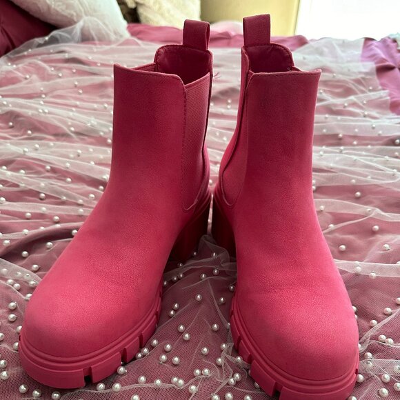 MIA Hot Pink Chelsea Platform Lug Boots Size 6 - Picture 2 of 10